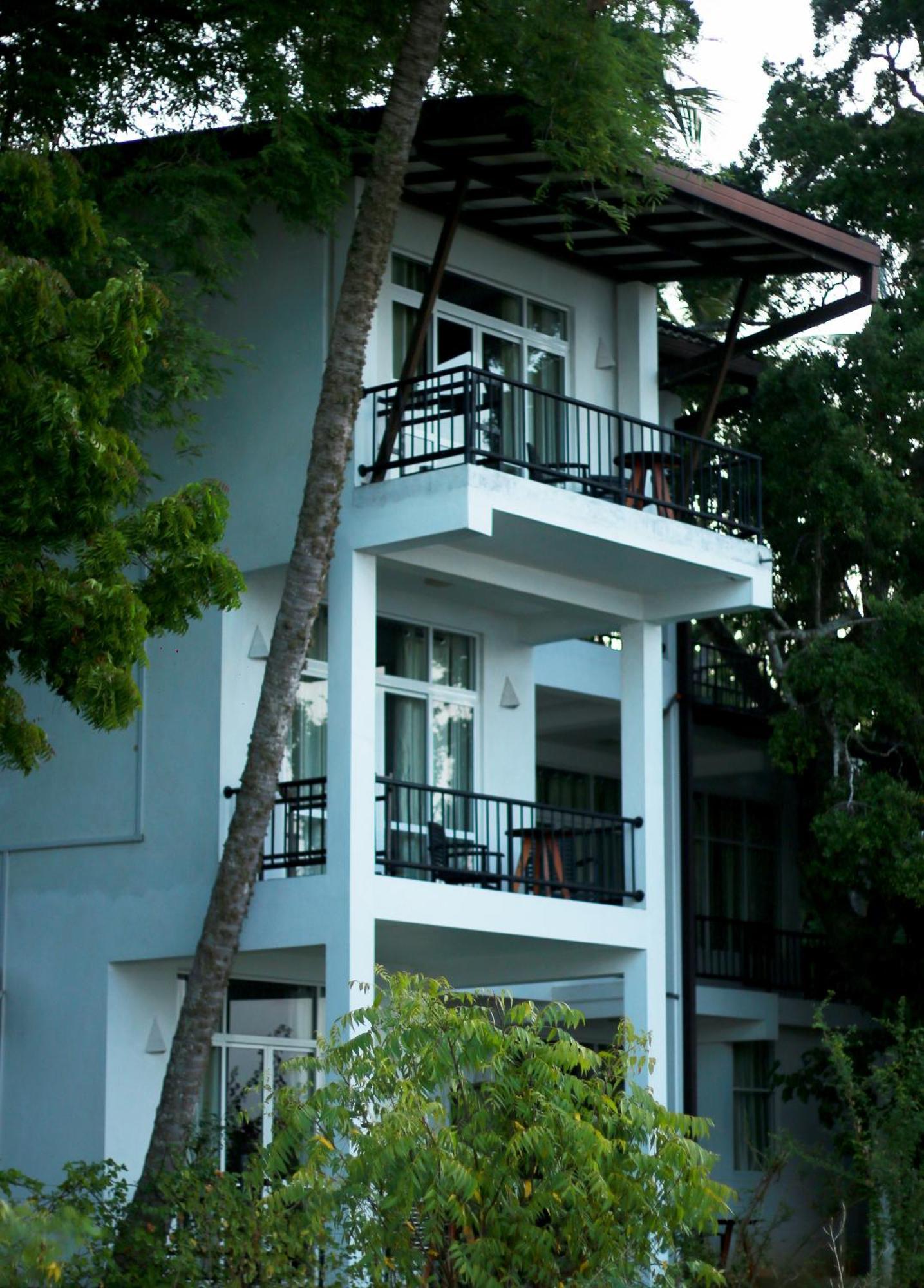 Jade Green Hotel Хамбантота Екстериор снимка