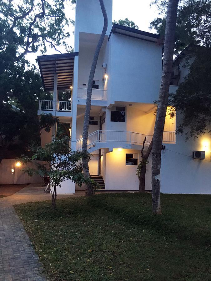 Jade Green Hotel Хамбантота Екстериор снимка