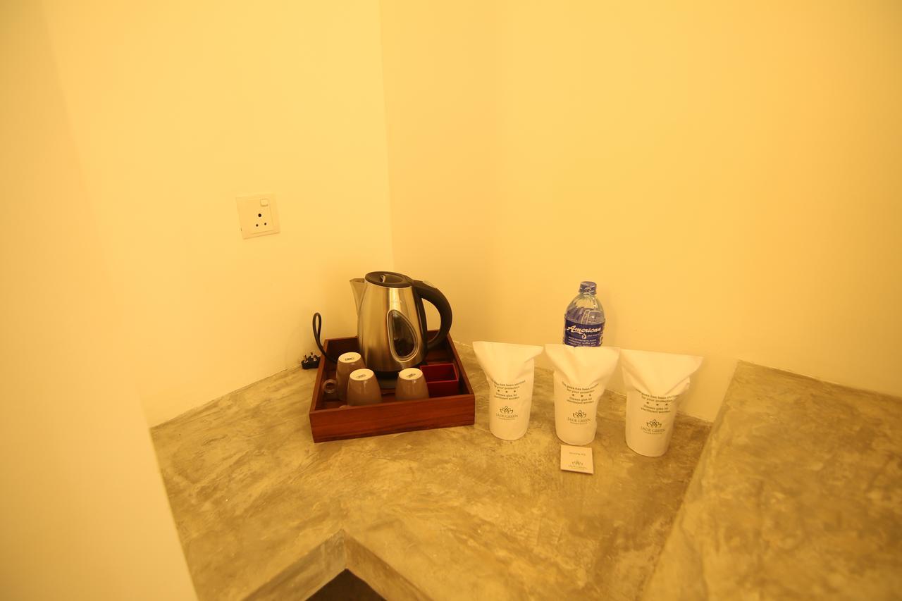 Jade Green Hotel Хамбантота Екстериор снимка
